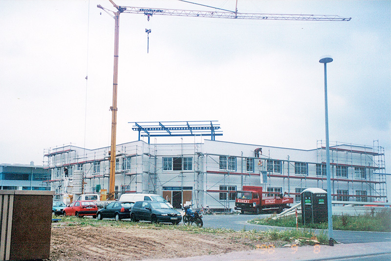 Einzug in einen Neubau mit 2.500 m² Produktionsfläche